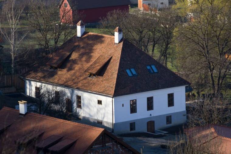 Megújult a Gál-kúria