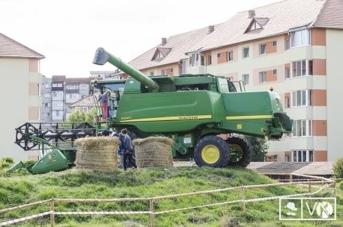 Megyeszékhelyből falu