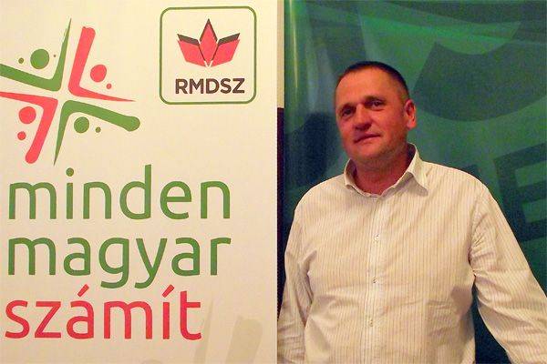 Magyar feliratokat kér a váradi RMDSZ