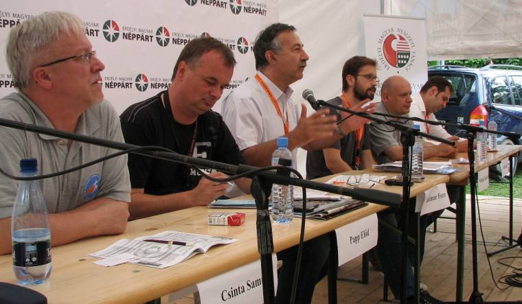 Román segítség az autonómiatervezet népszerűsítésében
