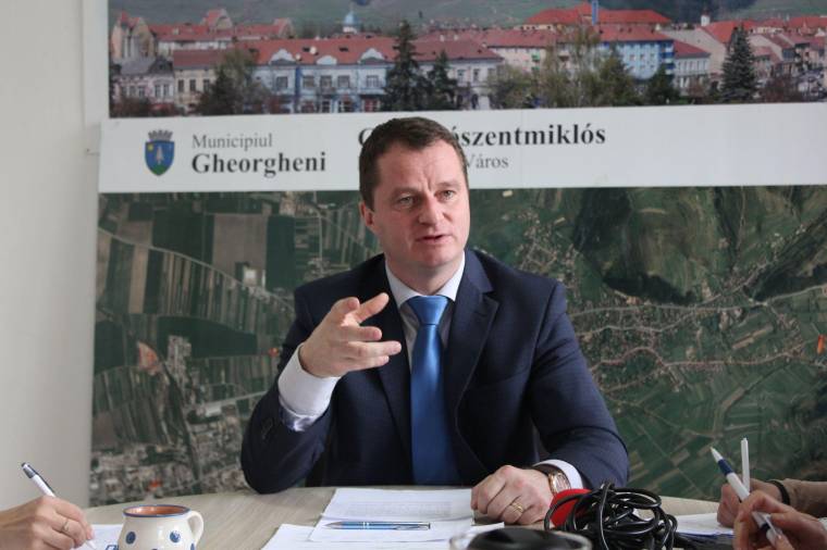 Mezei János alaptalannak tartja az ügyészek vádjait