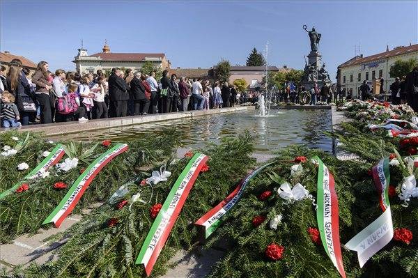 Potápi Árpád Aradon: vegyük kezünkbe sorsunk alakítását!