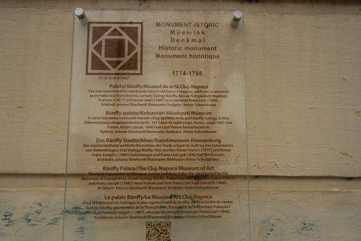 Magyar feliratot is ki kell tenni a magyar vonatkozású műemlékekre