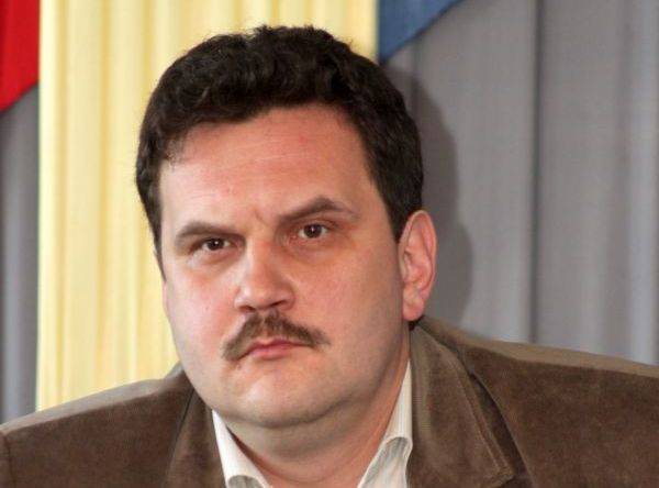 Elbukhat a szenátusban a zászlótörvény?