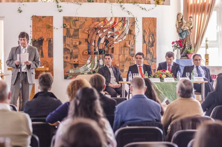 Közös felelősségre épülő bizalmi rendszer – Tanévnyitó a csíki Sapientián