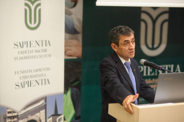 Potápi Kolozsváron: cél a szülőföldön maradás