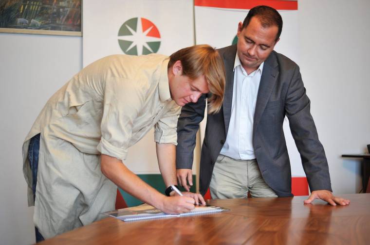 Szilágyi nyílt vitát sürget