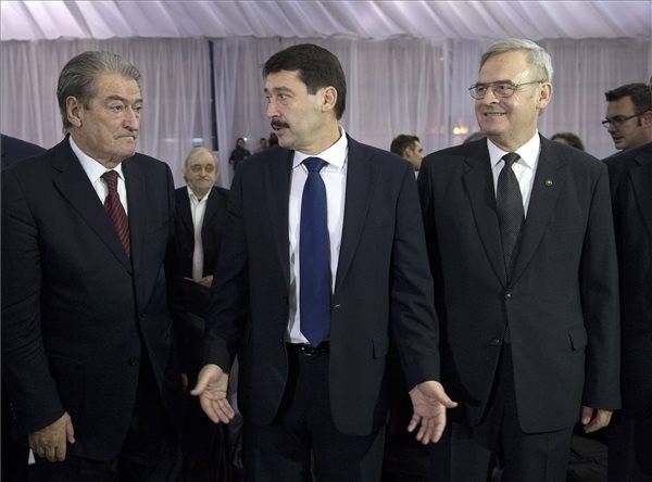 Temesvár 25: Áder és Tőkés a nemzeti összefogást sürgette