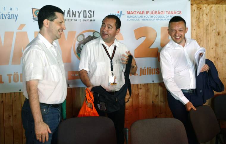 Tusványos: nemzetpolitikai „pálfordulás”