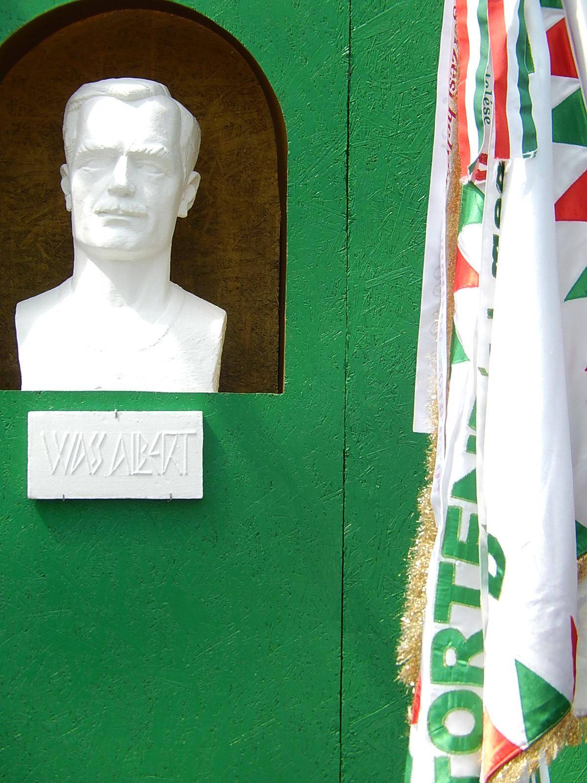 &bullet;  Fotó: Gligor  Róbert László