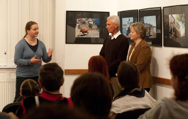Tóth Orsolya Matizzal Albániában címmű fotókiállítása nyílt meg Kolozsváron