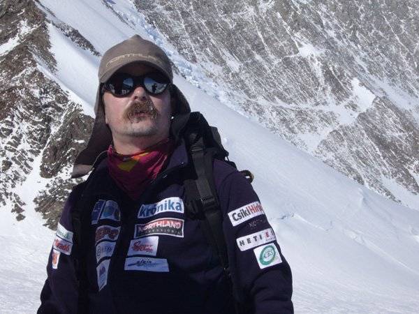 Öt székelyföldi hegymászó készül meghódítani a 8201 méteres Cso Oju-csúcsot 