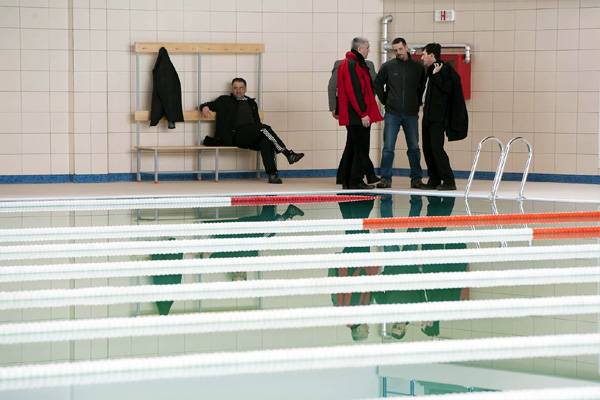 Új csíkszeredai uszoda kis szépséghibával