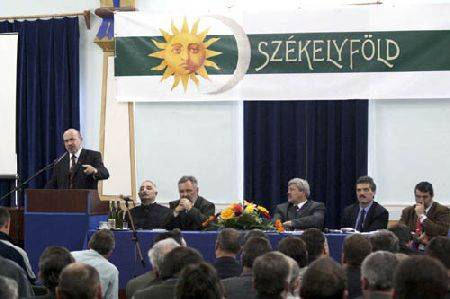 Csendes munkára készülnek