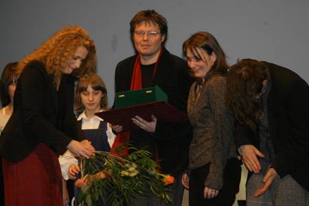 Keletről, Európából