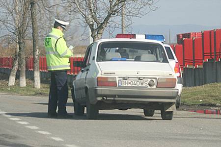 Tilosban járó öreg autók   