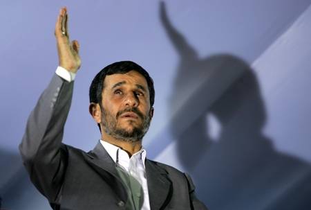 Irán továbbra sem enged