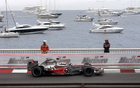 Kettős McLaren-siker Monte-Carloban