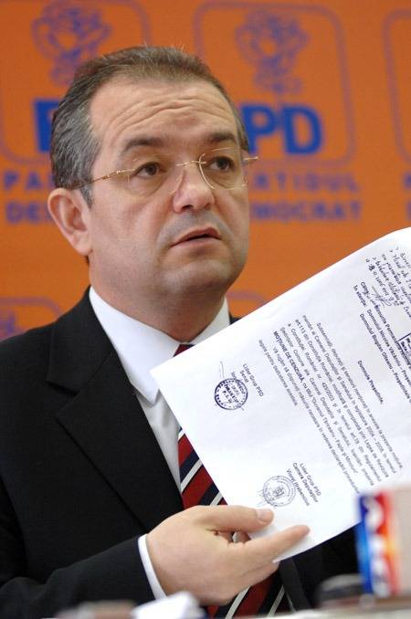 Demokrata siker harmadszorra