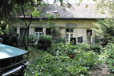 A szolgálati lakás ára