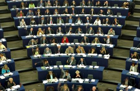 Kevesebb EP-képviselő