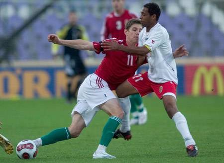 Karnyújtásnyira az Eb-től