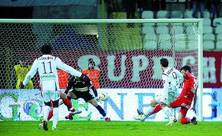 Rapid-siker a bukaresti rangadón