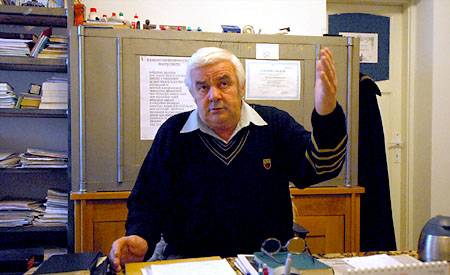 Gonosz szóra jót várnak