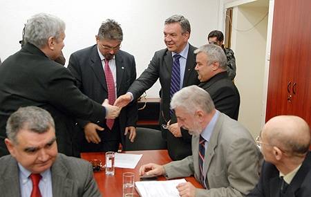 Egyezség a minimálbérről