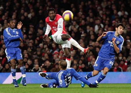 Rangadót nyert az MU és az Arsenal