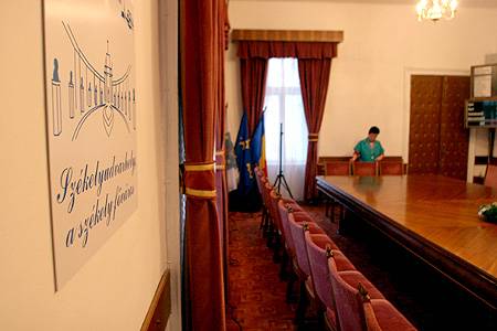 „Béke” a törvényesség határán