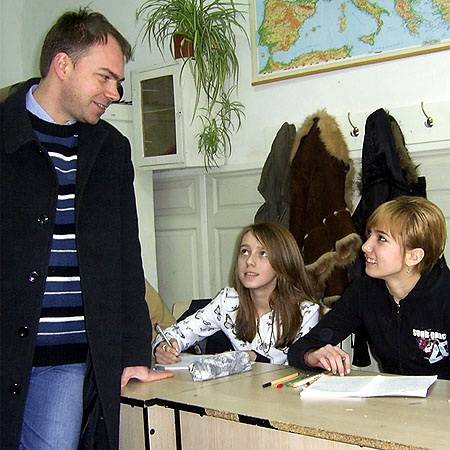 Újjáéledő közösség