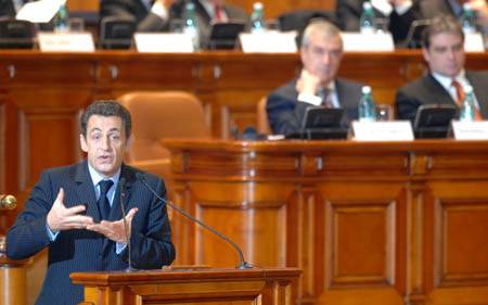 Nicolas Sarkozy Bukarestben