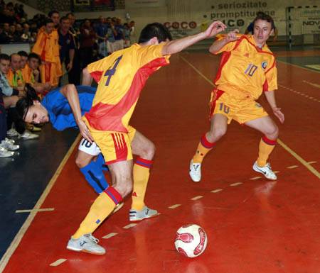 Selejteznek a riválisok