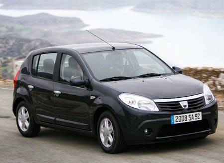 Rajtra kész a Dacia Sandero