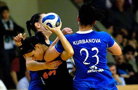 Célba tolták a Ladát?