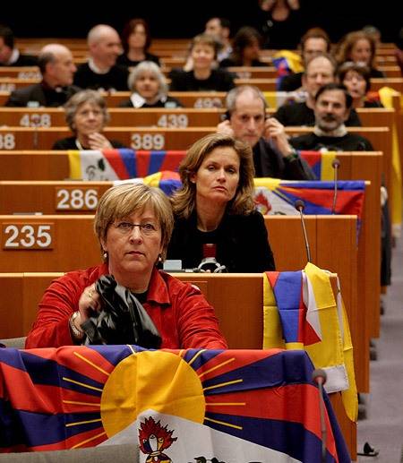 EP: aggodalom Tibet miatt