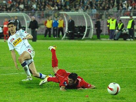 Legyőzhetetlen rivális