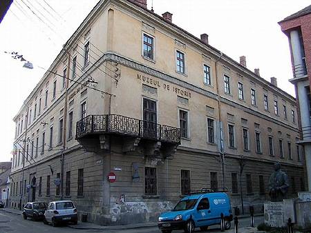 Otthontalan műtárgyak