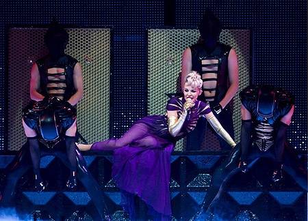 Kylie méregdrága show-ja