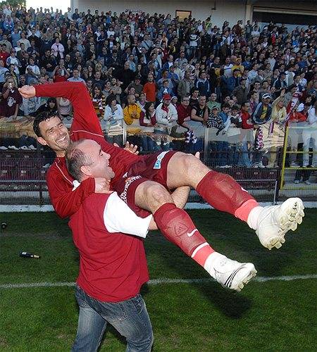 Öröm és optimizmus a CFR háza táján 