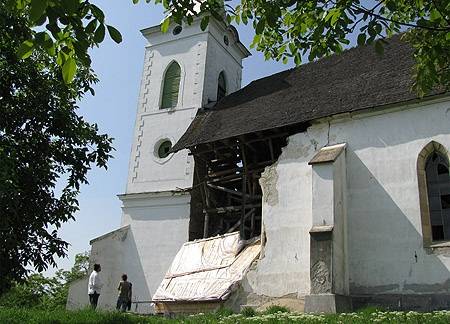 Templom fal nélkül