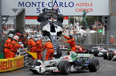 Monaco: káosz és Hamilton-diadal