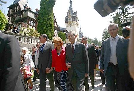 Visszatért a Peleş-kastélyba I. Mihály