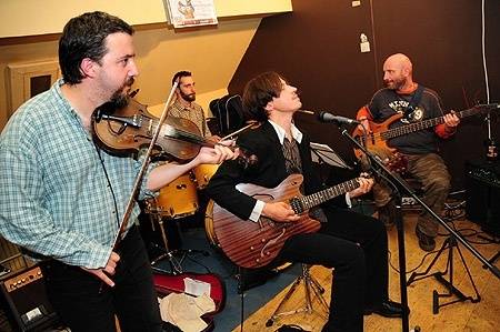 Szülinap, irodalom, koncert a Bulgakov kávéházban