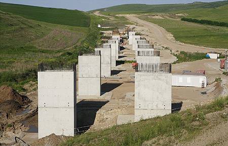 Lemaradás és ígéret