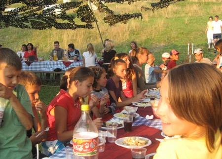 Gyermekeket üdültettek a csendőrök