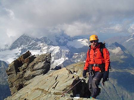 „Visszafordultam, élek”