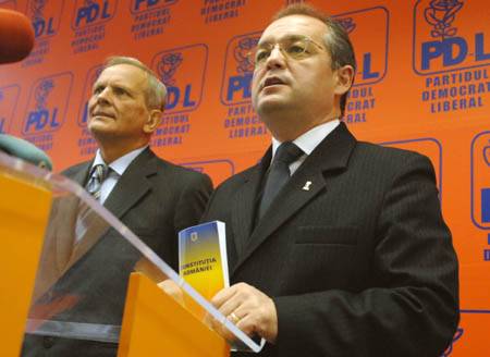 Feljelentést tervez a PDL