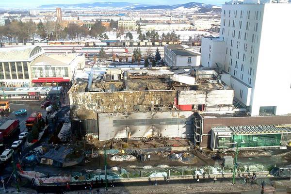 Több millió eurós kárt okozott a tűzvész a brassói plázában